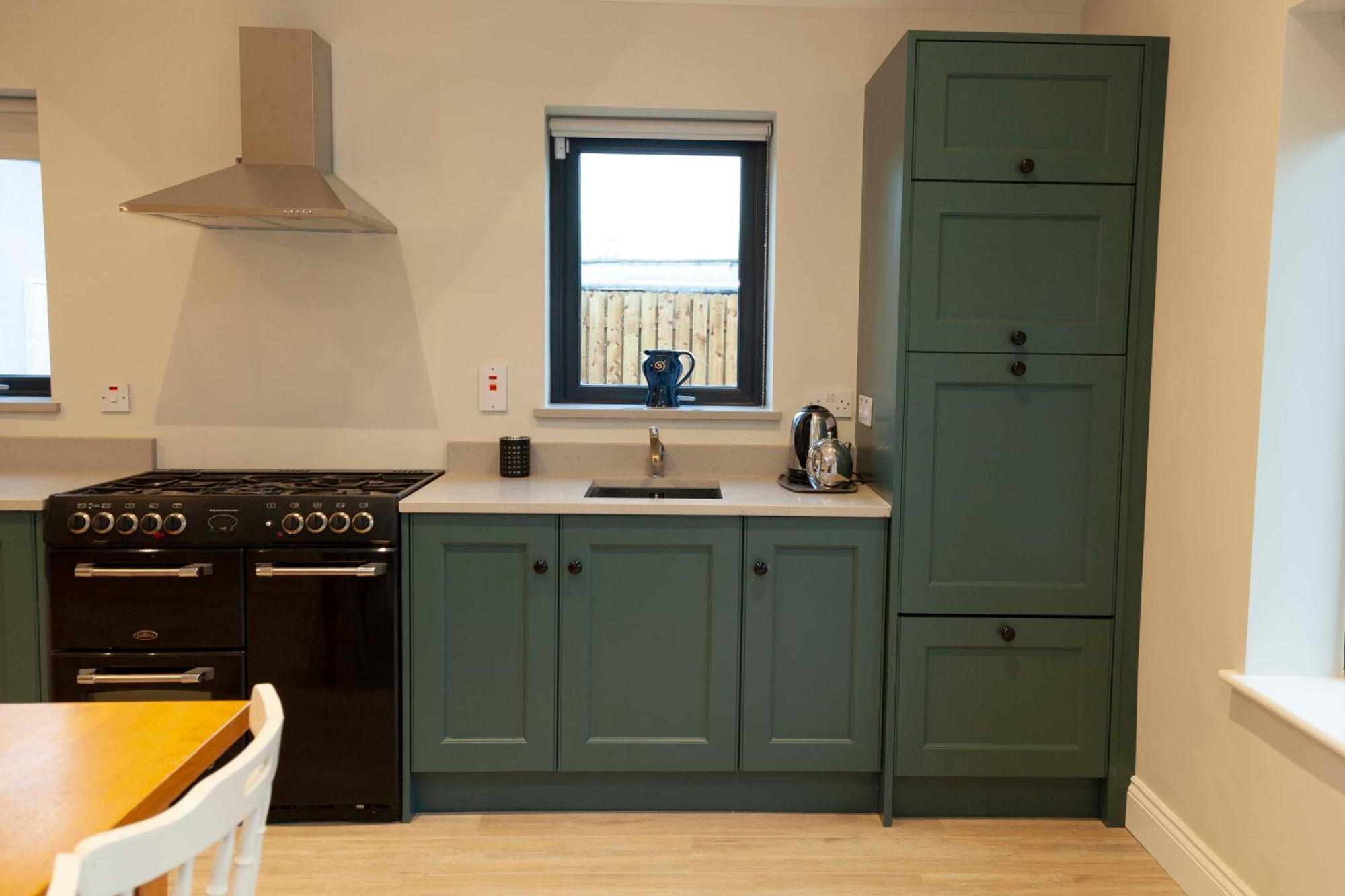 Lavender Cottage - 2 Bedroom Home ニューブリッジ エクステリア 写真