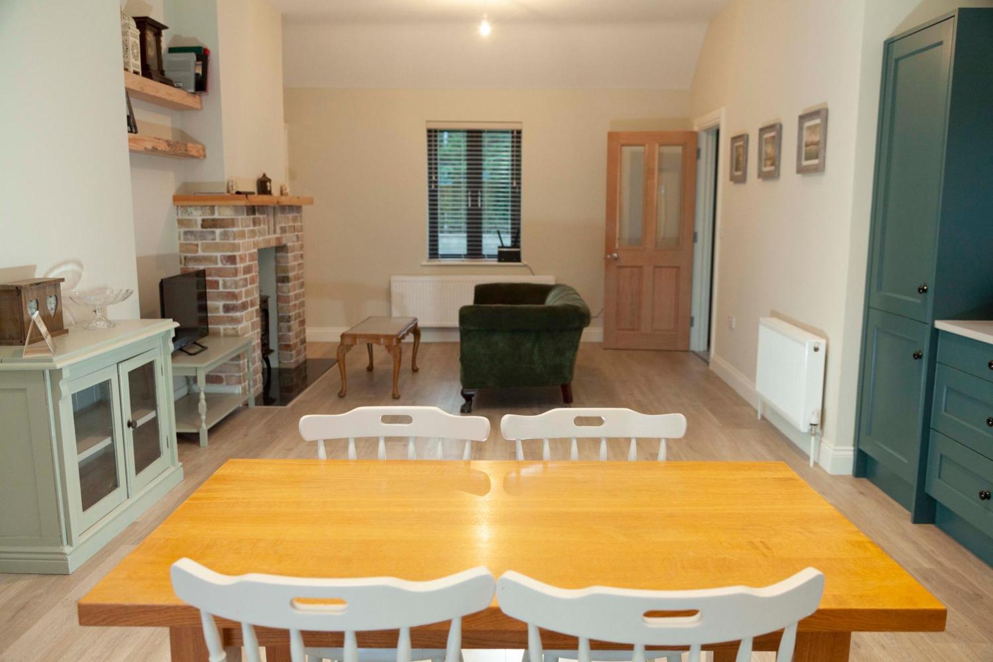 Lavender Cottage - 2 Bedroom Home ニューブリッジ エクステリア 写真